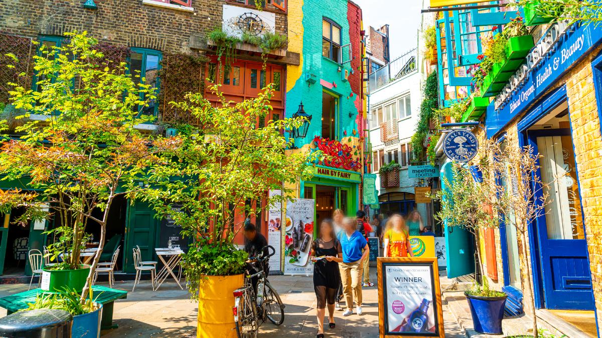 Piazza segreta Londra Neals Yard